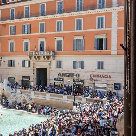 La Finestra Su Fontana Di Trevi - Charming View Appartement Rome Buitenkant foto