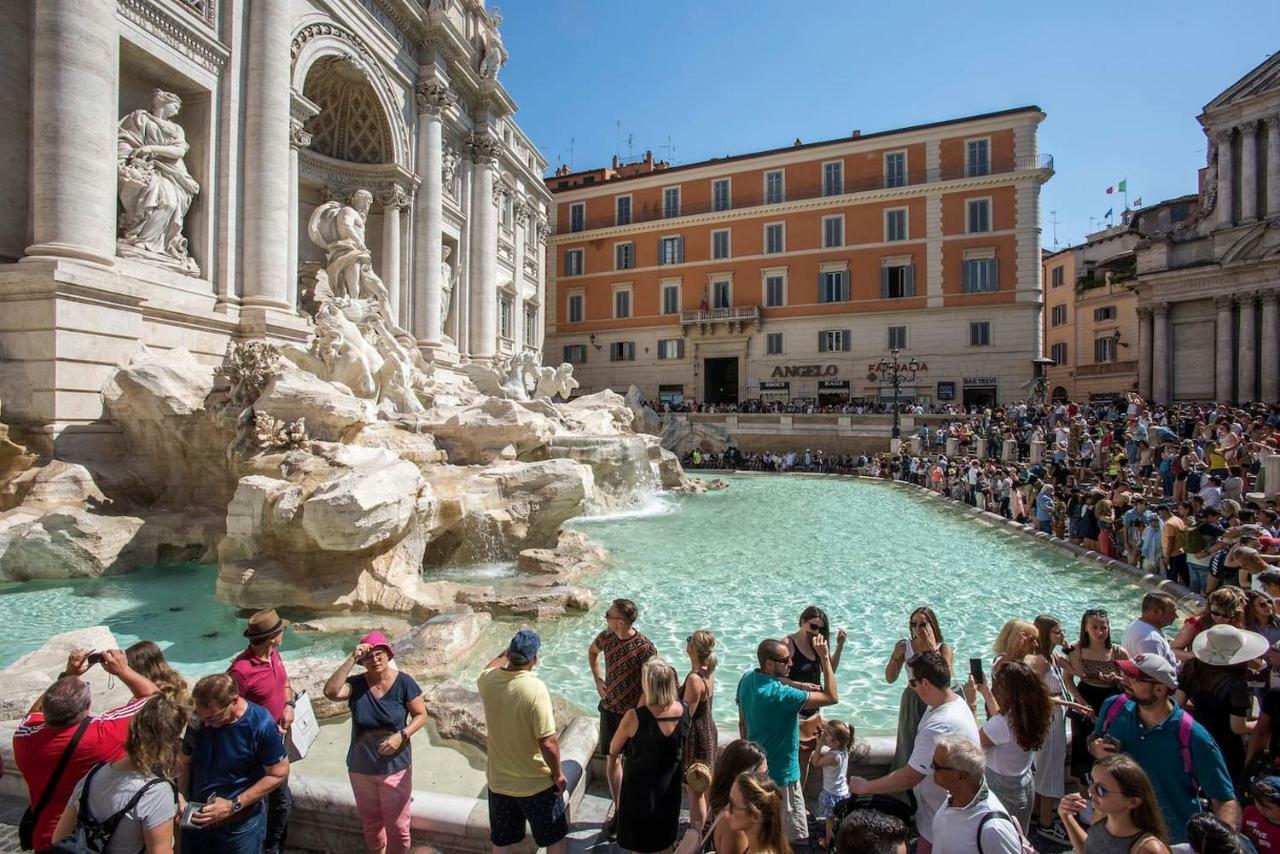 La Finestra Su Fontana Di Trevi - Charming View Appartement Rome Buitenkant foto