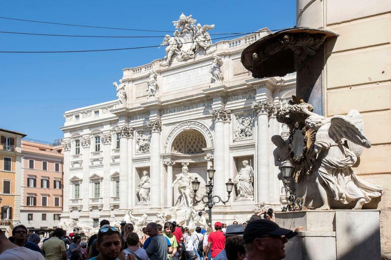 La Finestra Su Fontana Di Trevi - Charming View Appartement Rome Buitenkant foto