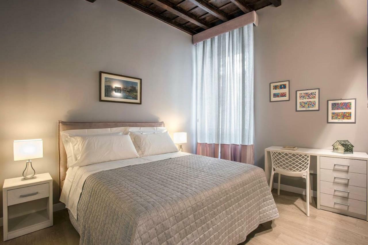 La Finestra Su Fontana Di Trevi - Charming View Appartement Rome Buitenkant foto