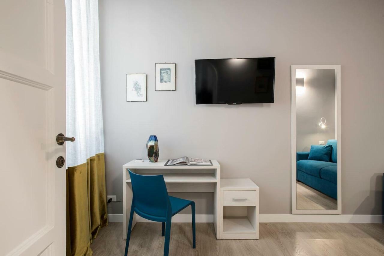 La Finestra Su Fontana Di Trevi - Charming View Appartement Rome Buitenkant foto